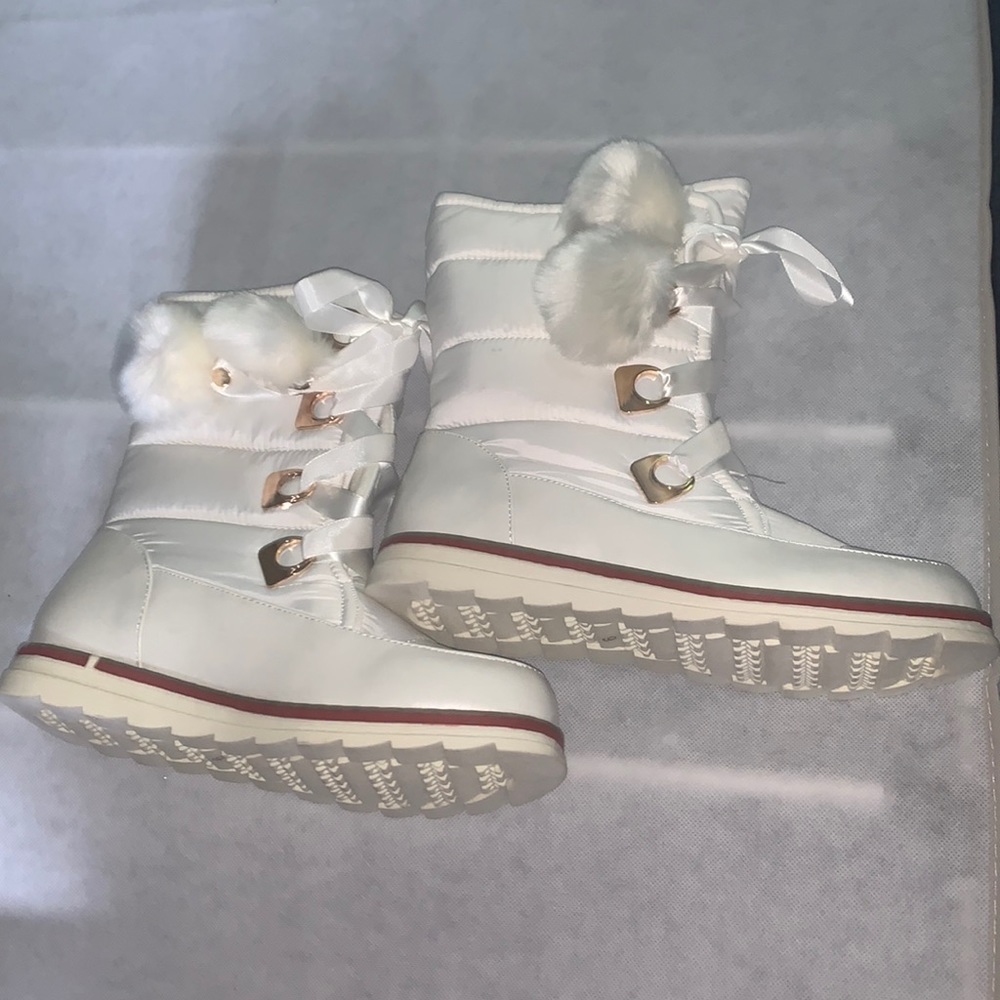 Arctic Plunge Lace Up Snow Boot White